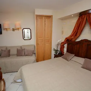 Hotel Familia París